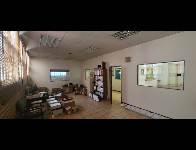 200M² OFFICE TO LET IN NELSPRUIT CENTRAL